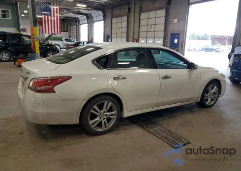 2013 Nissan Altima 3.5 Sl z USA, uszkodzony, nr VIN 1N4BL3AP0DN433281